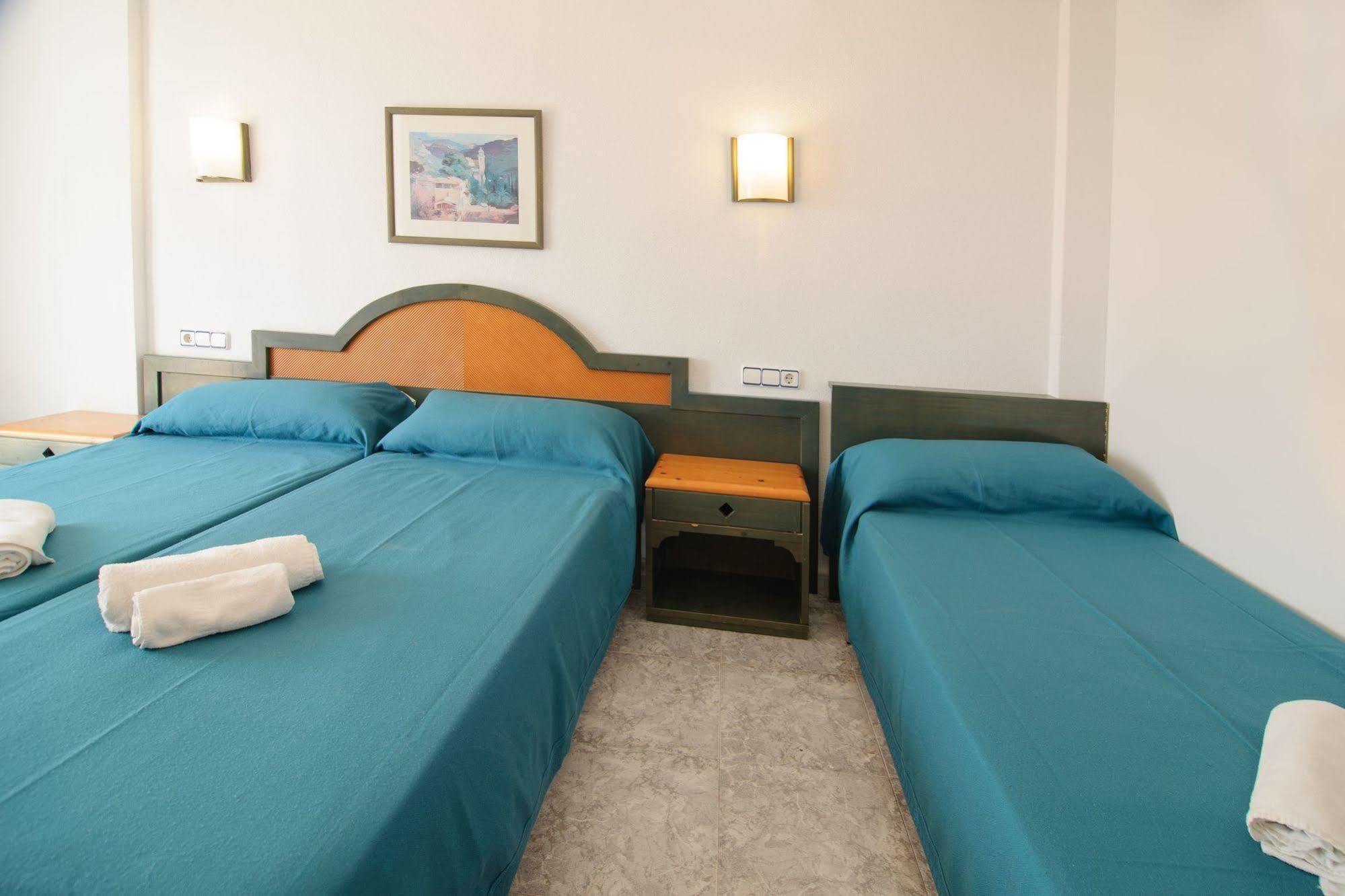 Hostal Rosalia San Antonio (Ibiza) Exterior foto